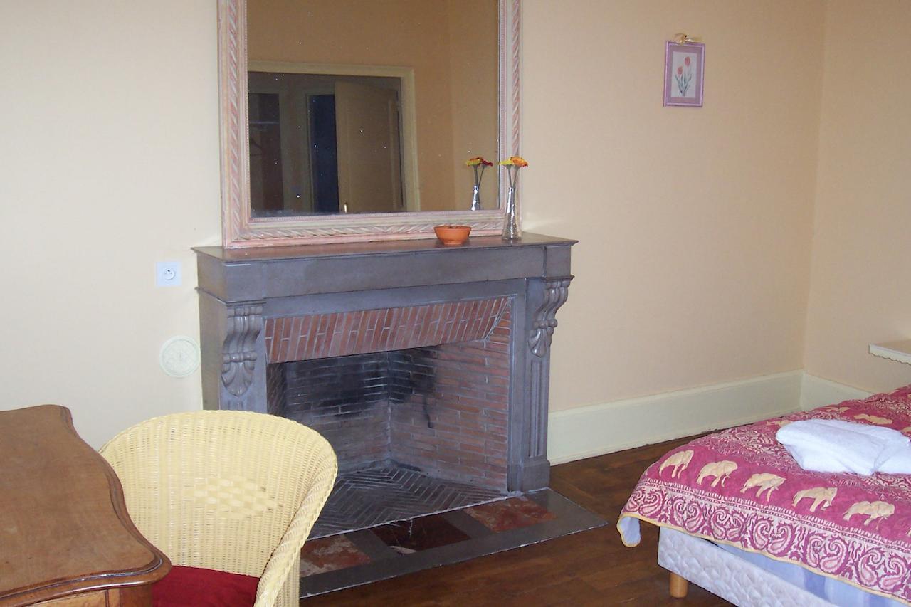Chateau Champigny Bed and Breakfast Maillet  Δωμάτιο φωτογραφία